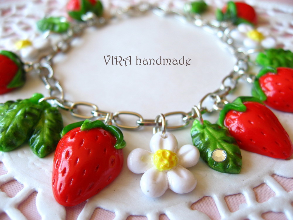 Cute Strawberry With Leafs And Flowers Charm Bracelet