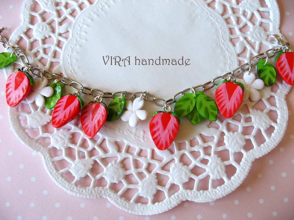 Cute Strawberry With Leafs And Flowers Charm Bracelet on Luulla