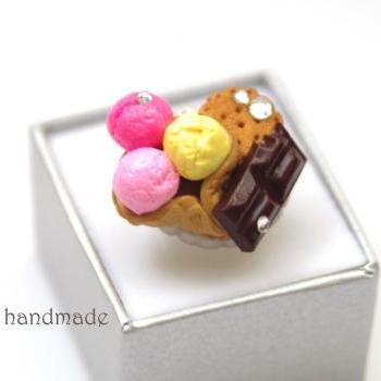 Kawaii lolita ice cream with cookie and chocolate ring