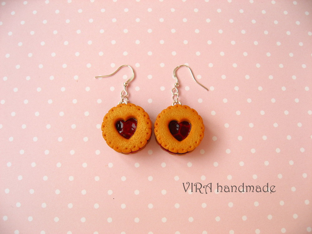 Realistic Cookie Earrings With Cherry Jam on Luulla